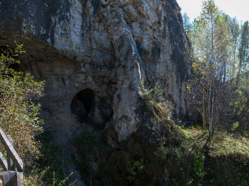 Denisova-caves_Altai-mountains_Siberia-Russia