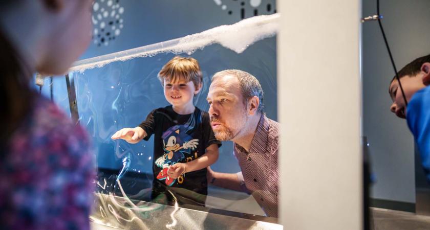 La science des bulles - Québec Science