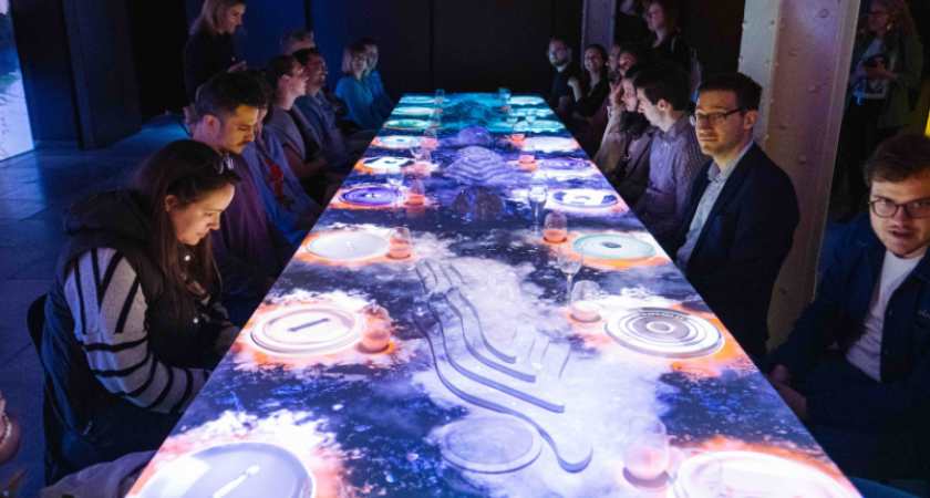 Interactif dans l'exposition Banquet