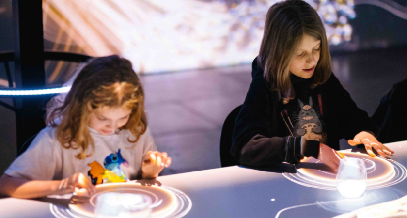 Interactif dans l'exposition Banquet